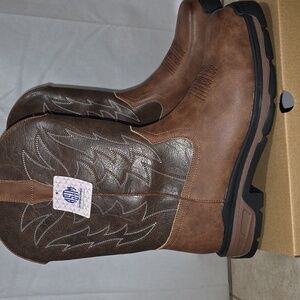 Men's steel toed workboots Two-Tone Leather Western NWT 11.5
